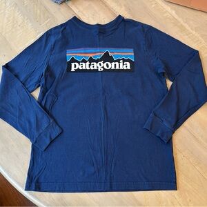 Patagonia boys M long sleeve cotton t-shirt